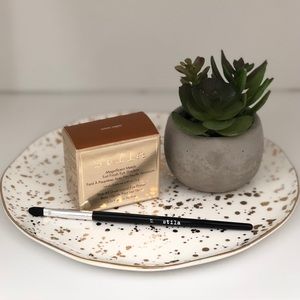 STILA #37 Silicone Eye Shadow Applicator Brush NEW